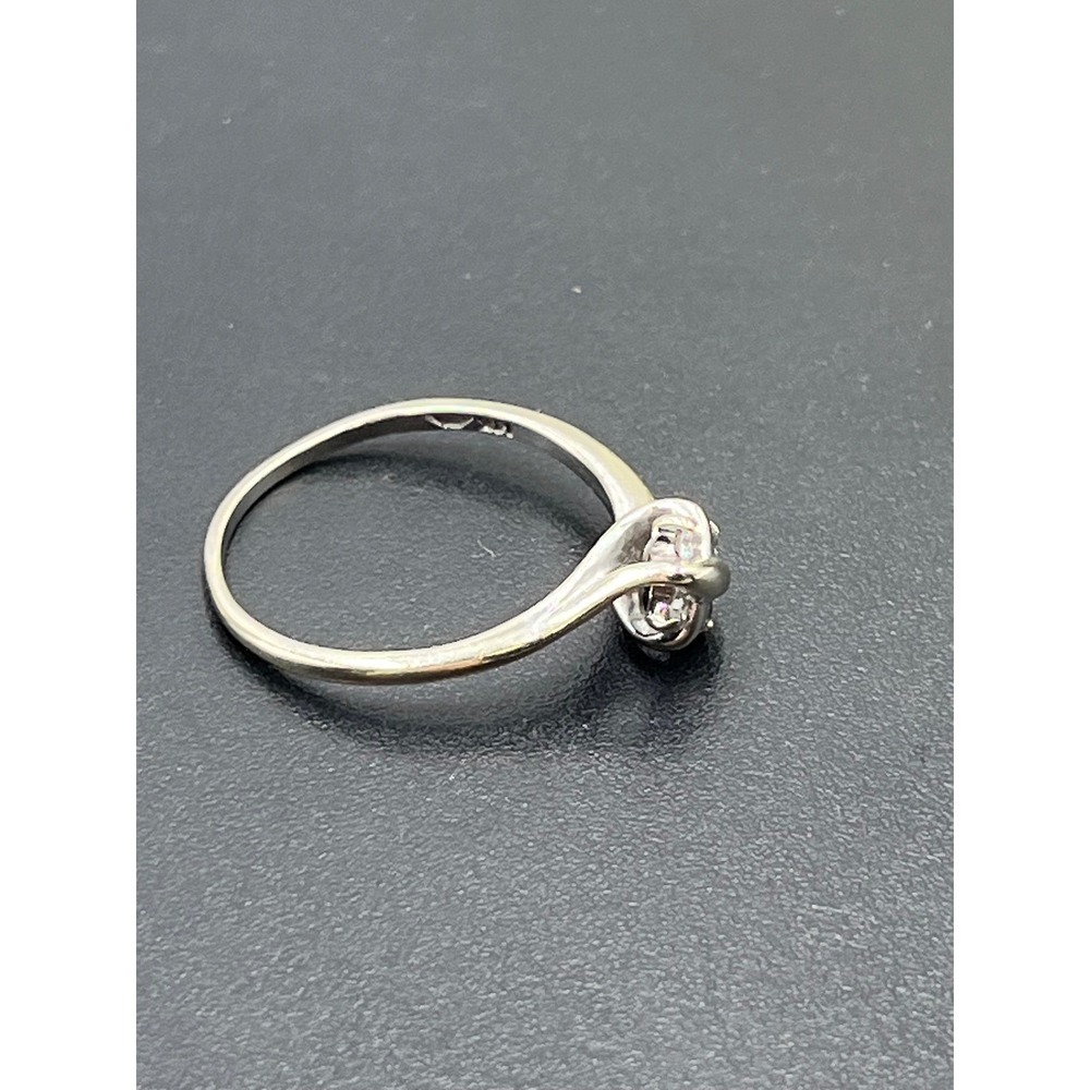 Designer Vintage 14K White Gold X Motif Cluster Ring Natural Diamonds
Sz 9.25 - Picture 14 of 16
